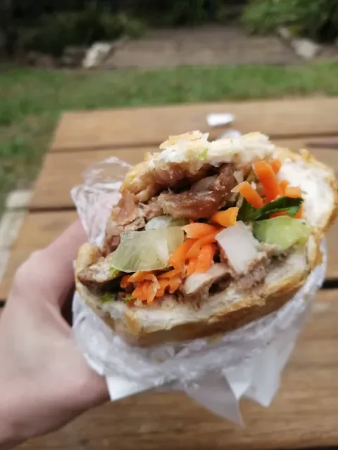 Nhu Y Kings Hot Bread