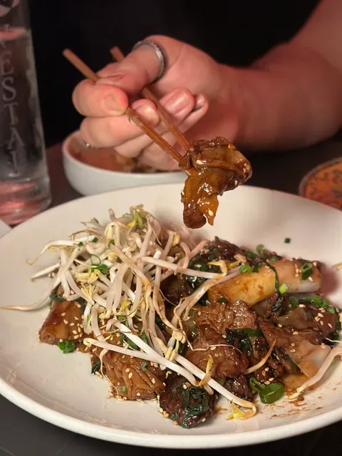 Ni Hao Bar & Dining