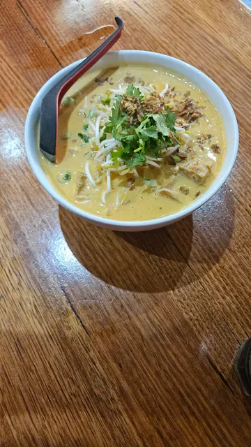 Noodle Inn Asian Fusion