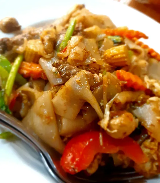 Noodle Inn Asian Fusion