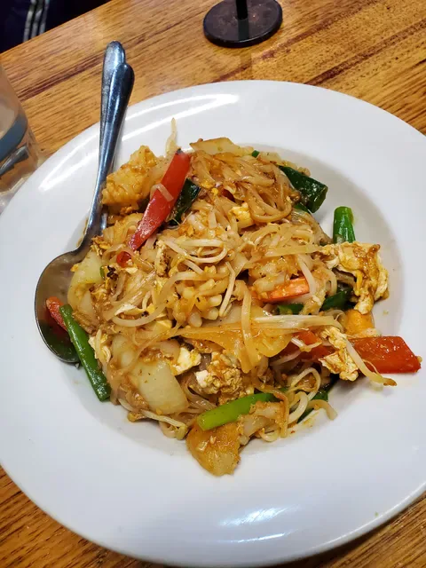 Noodle Inn Asian Fusion