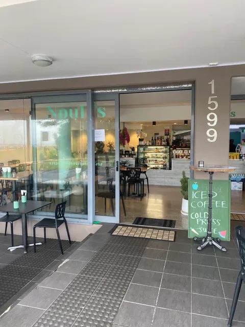 Nouli's Cafe