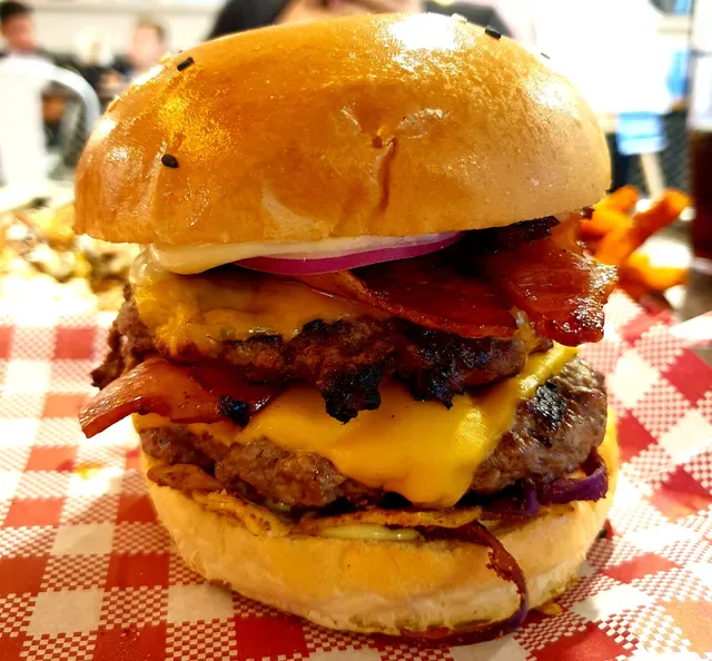 OMC Burgers & Bar