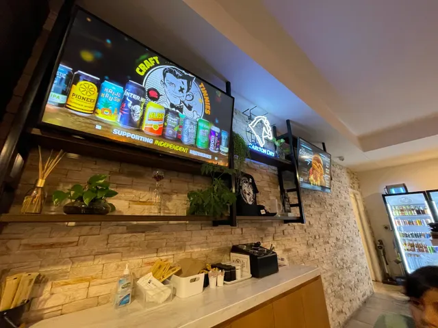 OMC Burgers & Bar