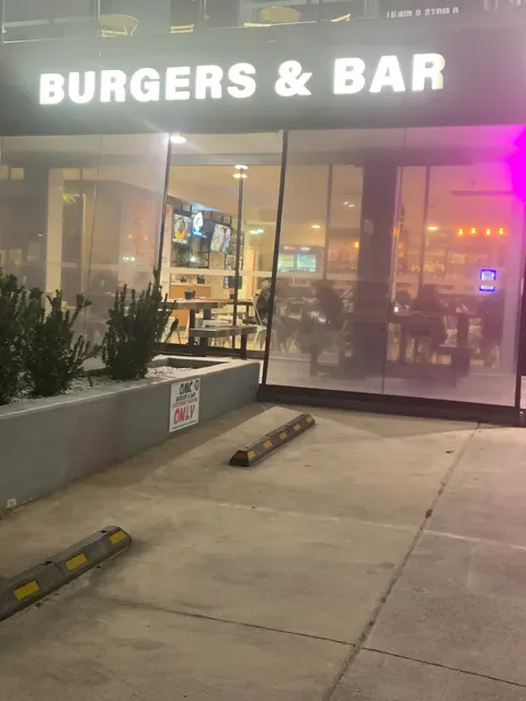 OMC Burgers & Bar