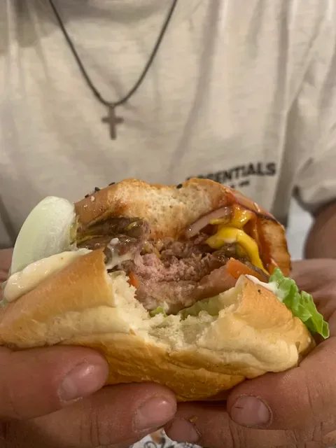 OMC Burgers & Bar