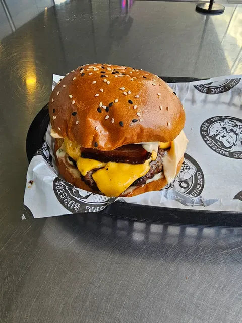 OMC Burgers & Bar