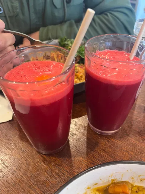 1two1 Vegan Cafe & Organic Grocer