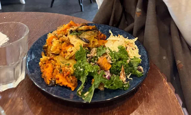 1two1 Vegan Cafe & Organic Grocer