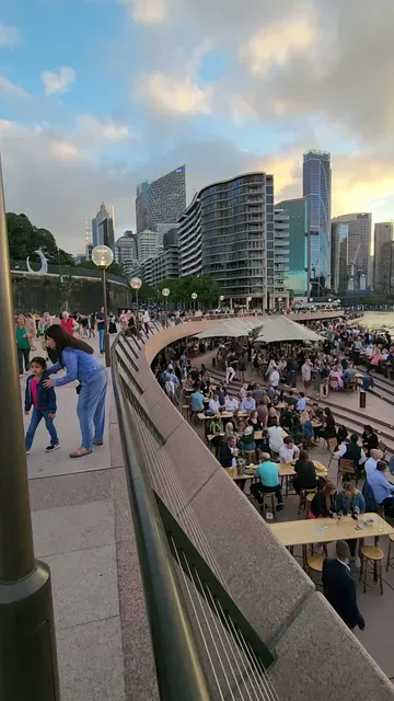 Opera Bar
