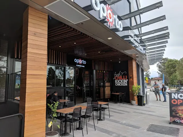 Oporto Glenmore Park