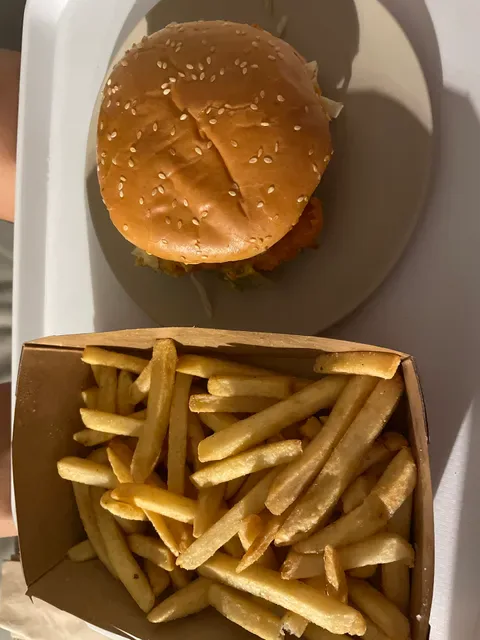 Oporto Hoxton Park Drive Thru