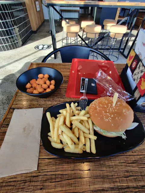 Oporto Penrith Drive Thru