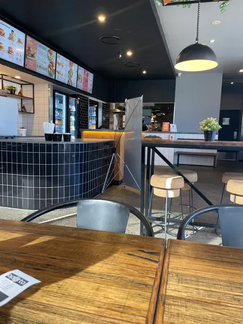 Oporto Penrith Drive Thru
