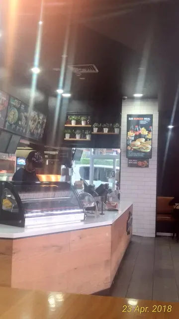 Oporto South Strathfield Drive Thru