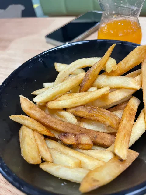 Oporto Wetherill Park