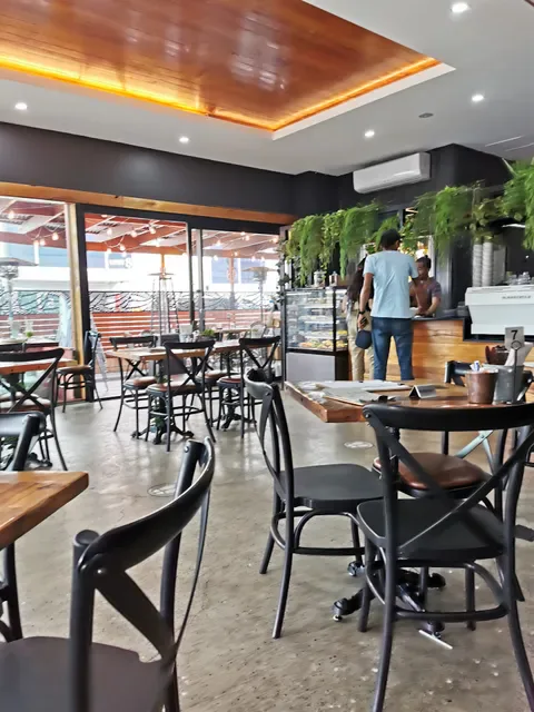 Oxygen Eatery | Café , Acai & Grill