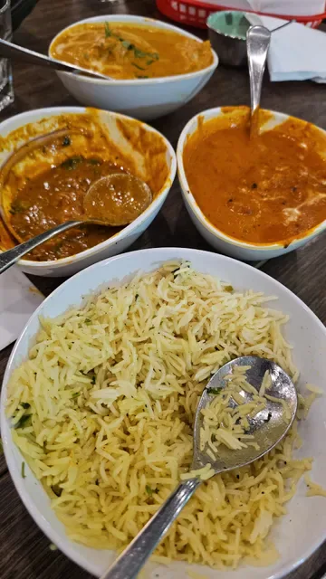 Ozi Desi, Indian Restaurant