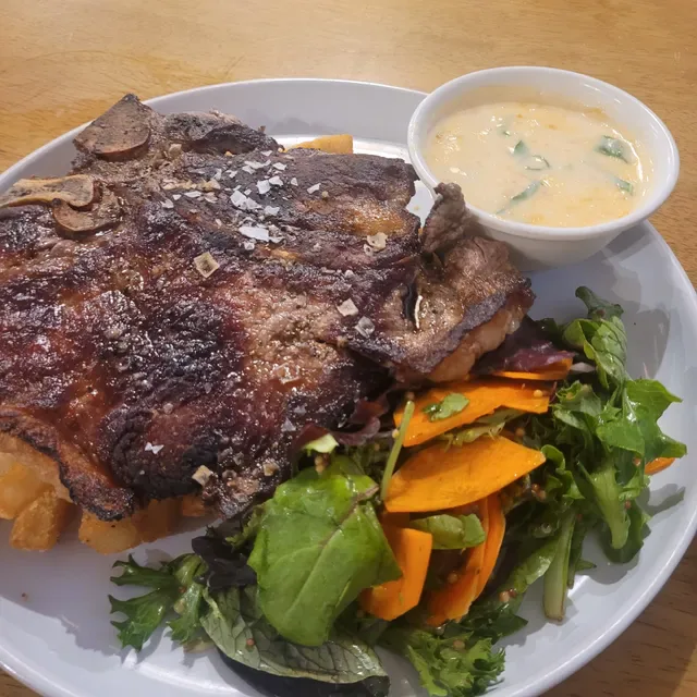 Papa Bear Bistro