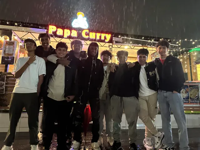 PAPA CURRY ,DOSA and BAR
