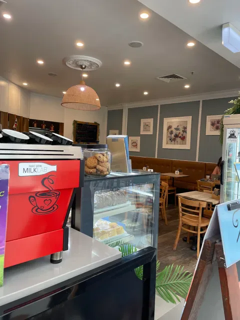 Pasqualina's Deli Cafe