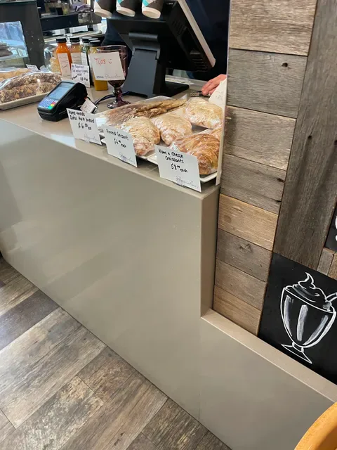 Pasqualina's Deli Cafe