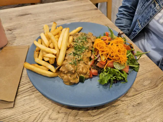 Pasqualina's Deli Cafe