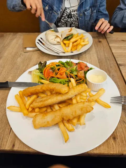 Pasqualina's Deli Cafe