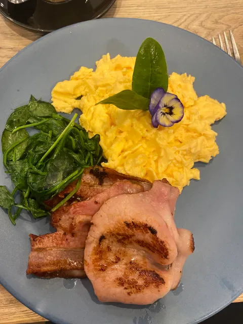 Pasqualina's Deli Cafe