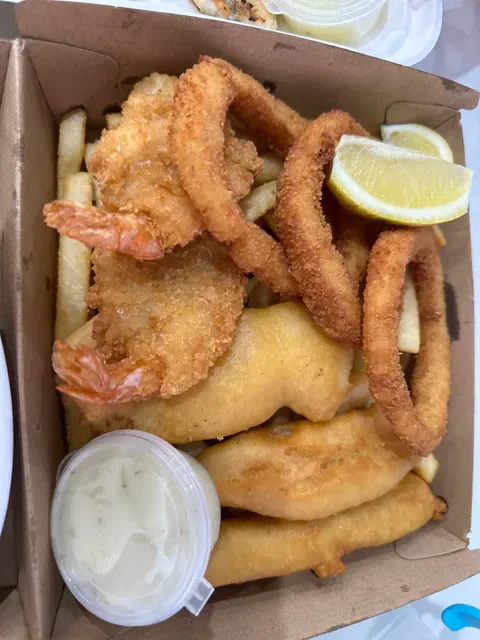 Perfect Catch Casula