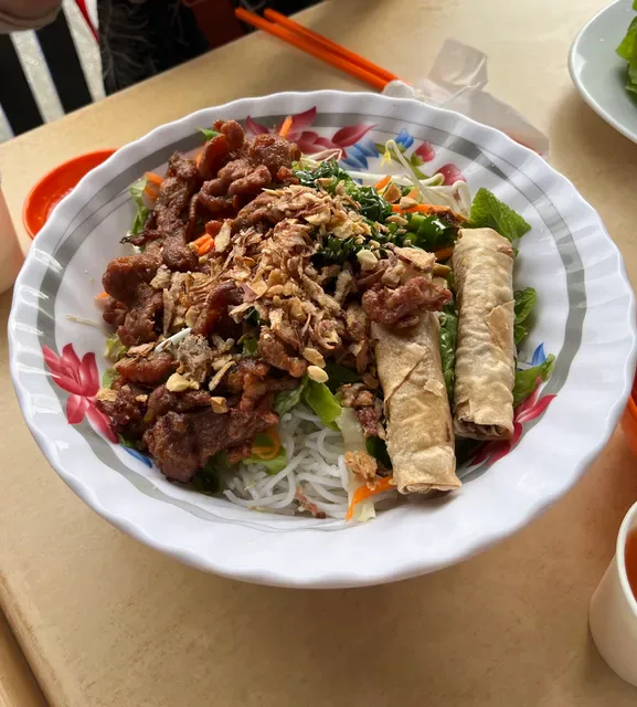 Pho Song Huong