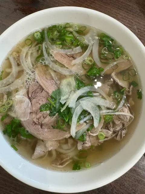 Pho Song Huong
