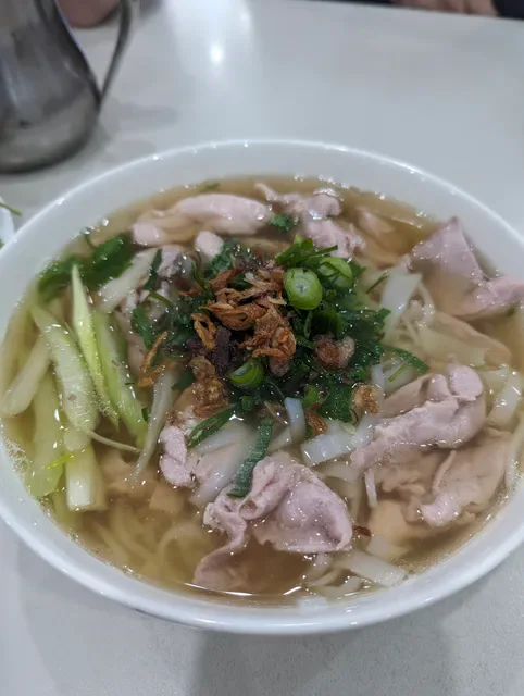 Pho Tau Bay