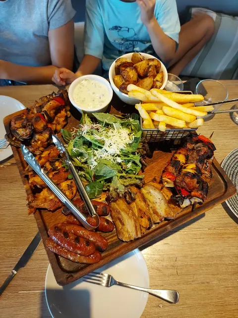 Phoenix, Woollahra