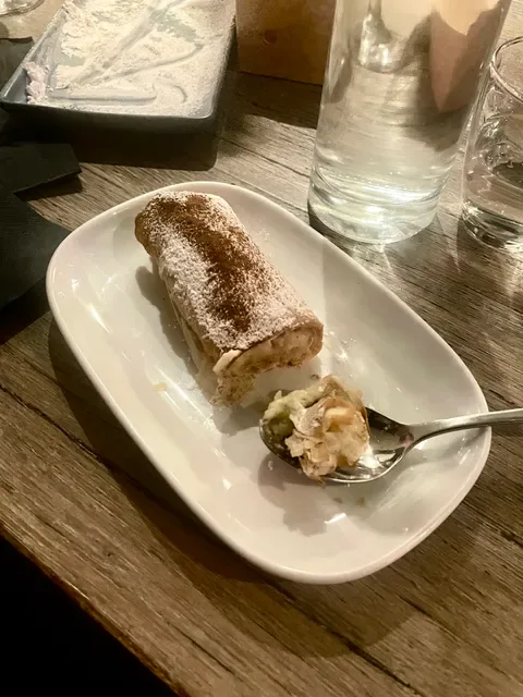 Phoenix, Woollahra