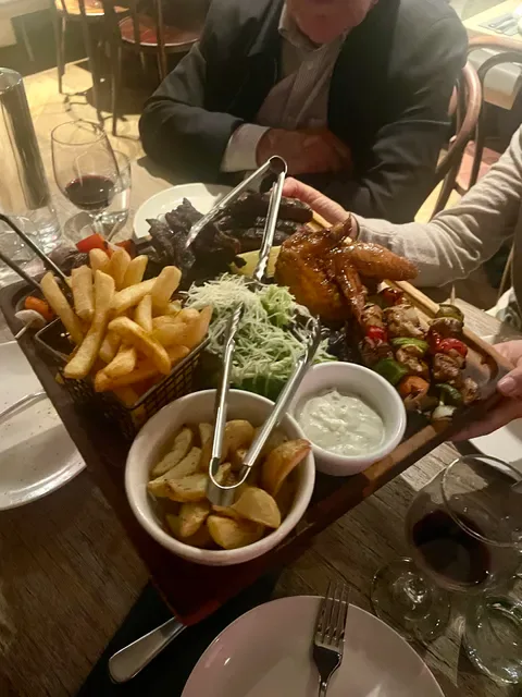 Phoenix, Woollahra