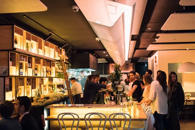 Phoenix, Woollahra