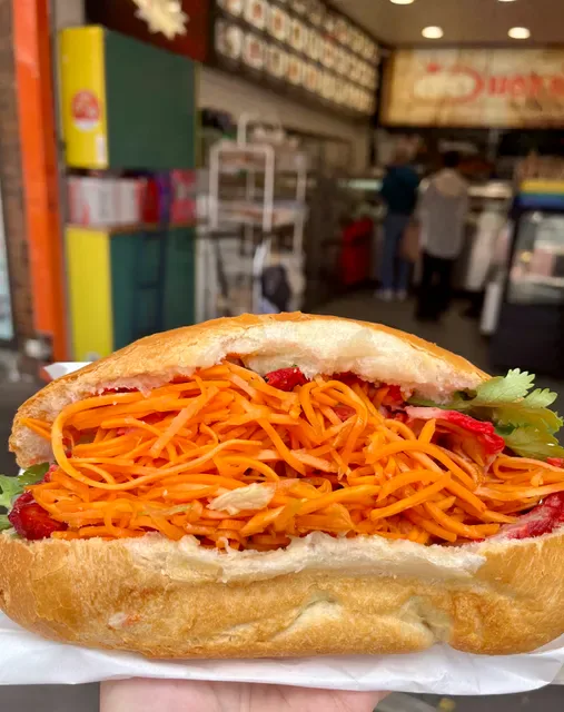 Phu Cuong King's Hot Bread