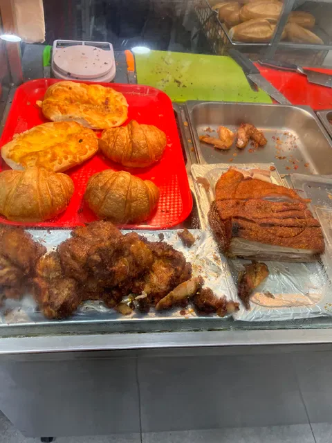 Phu Cuong King's Hot Bread