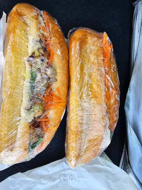 Phu Cuong King's Hot Bread