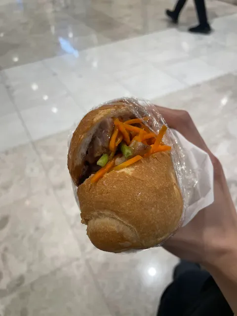 Phu Cuong King's Hot Bread