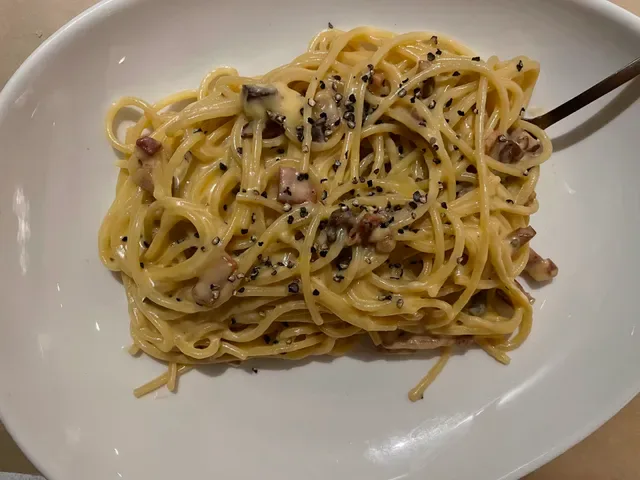 PIKKIO Pizzeria Trattoria