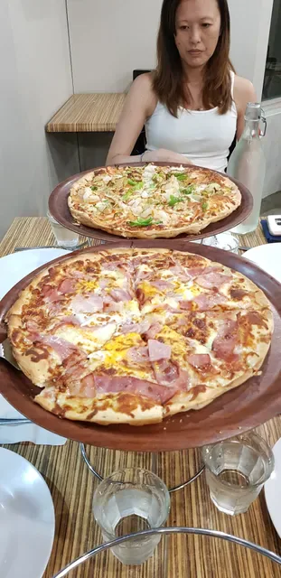 Pizza Luna