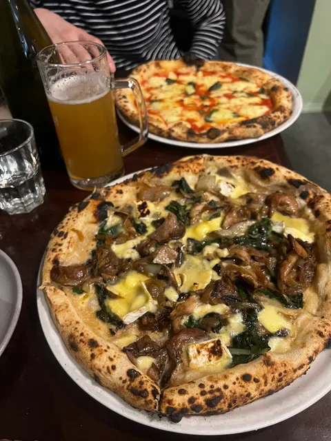 Pizza Madre