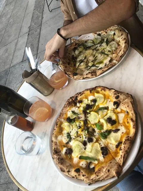 Pizza Madre