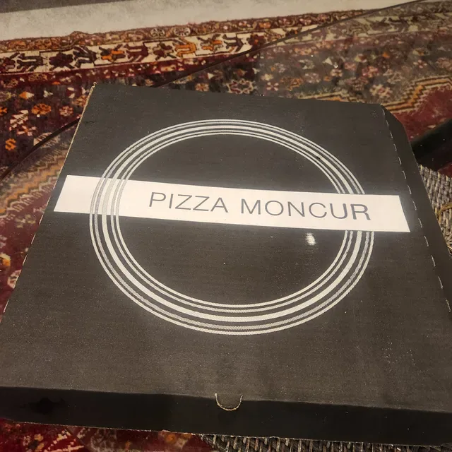 Pizza Moncur