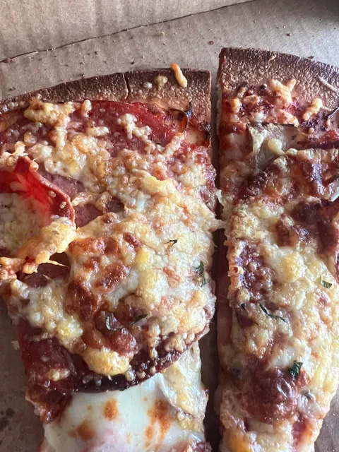 Pizza Moncur