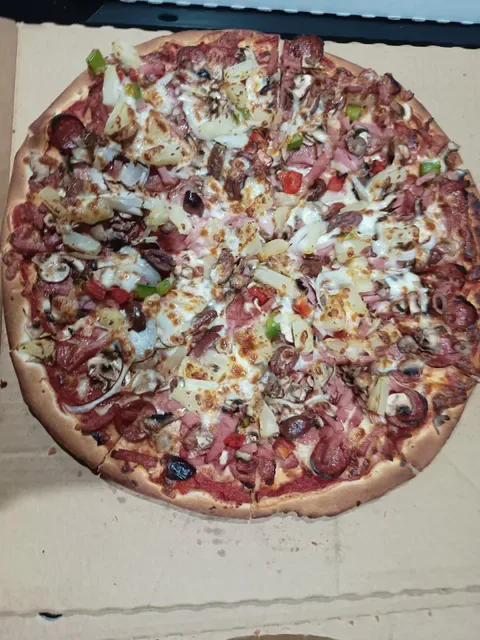 Pizza on the Horsley
