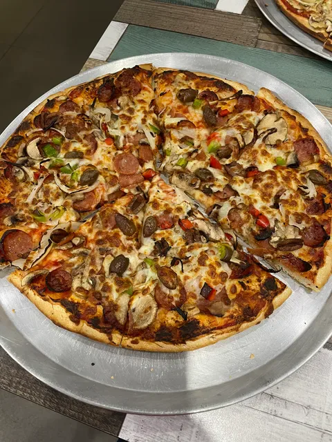Pizza on the Horsley
