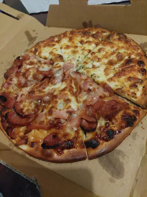 Pizza on the Horsley